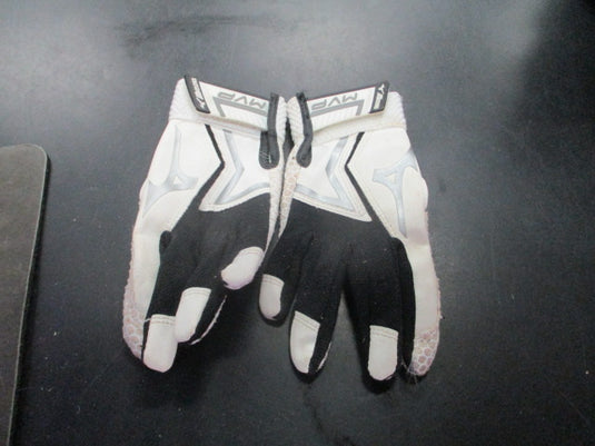 Used Mizuno MVP Size T-Ball Batting Gloves
