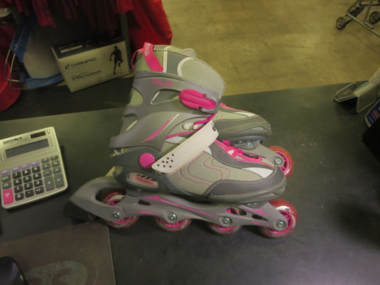 Used Chicago Skates Ladies GLS Roller Skate Size 9