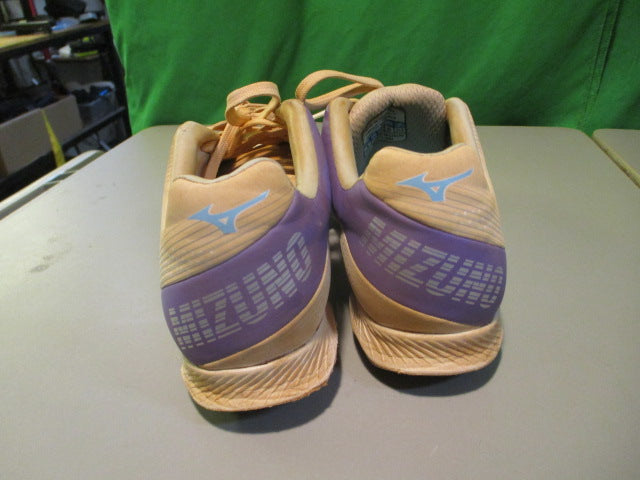 Load image into Gallery viewer, Used Mizunio Wave Finch Lightrevo Size 5 Cleats
