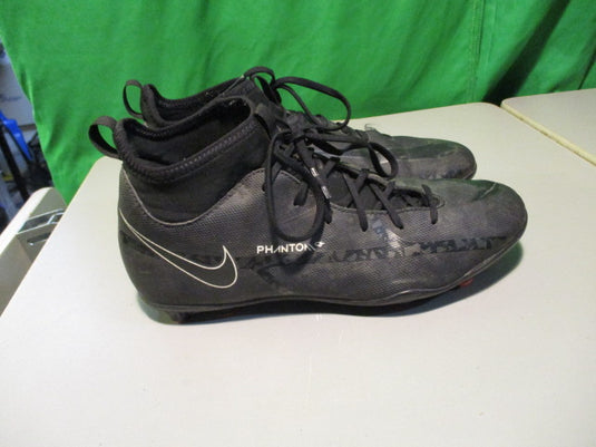 Used Nike Phantom Size Youth 6 Soccer Cleats (Has Wear)