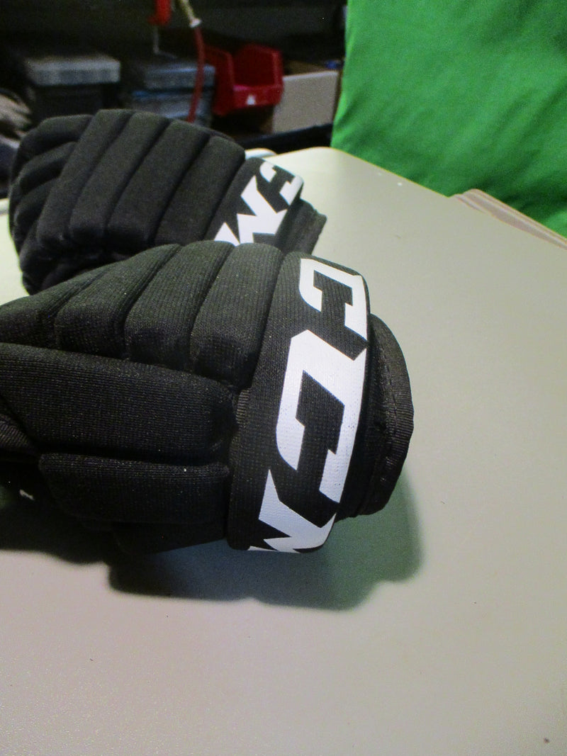 Load image into Gallery viewer, Used CCM LTP Youth 9&quot; Hockey Gloves
