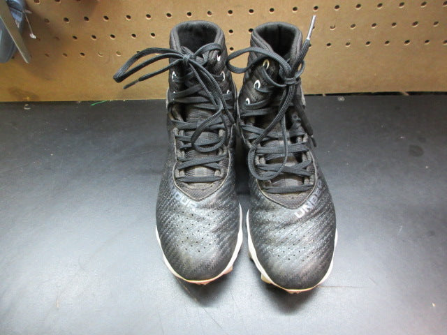 Load image into Gallery viewer, Used Under Armour Highlight 2 RM Football Cleats - Size Youth 6
