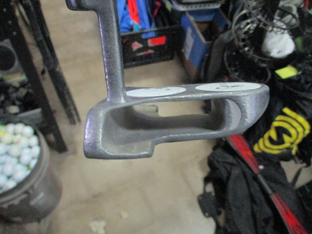 Load image into Gallery viewer, Used Wyle Labratories 2 Ball RH 35" Putter
