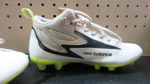 Load image into Gallery viewer, Used New Balance Rush V4 Jr Lacrosse Cleats - Size 2
