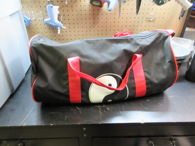 Load image into Gallery viewer, Used Yin Yang Martial Arts Gear Bag
