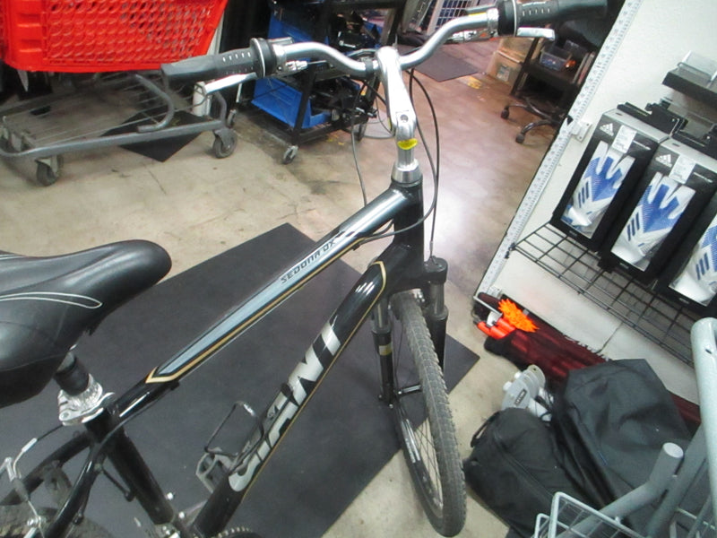 Load image into Gallery viewer, Used Giant Sedona DX 26&quot; 24 Speed Mountain Bike
