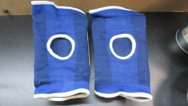 Load image into Gallery viewer, Used Volleyball Knee Pads
