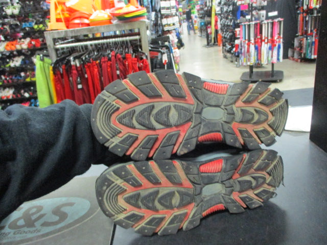 Load image into Gallery viewer, Used hawkwell Size 1 kids Hiking Shoes

