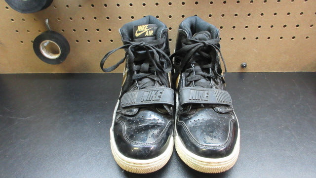 Load image into Gallery viewer, Used Air Jordan Legacy 312 Basketball Shoes - Size 7.5
