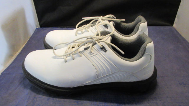 Load image into Gallery viewer, Used Fenlern Golf Shoes Adult Size 8.5
