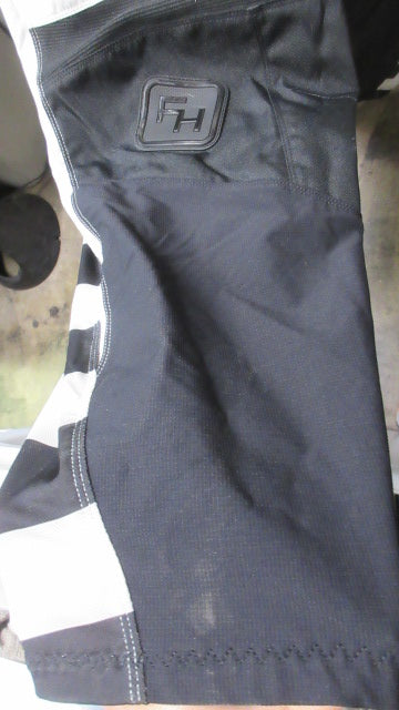 Load image into Gallery viewer, Used GrindHouse Hot Wheels Fasthouse Motorcross Pants Adult Size 44
