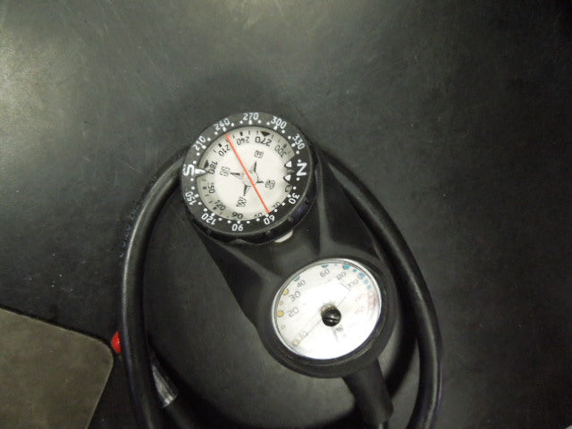 Load image into Gallery viewer, Used Sherwood Scuba Diving Analog Compass &amp; Pressure Gauge Console
