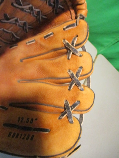 Load image into Gallery viewer, Used Nike Diamond Ready 12.5&quot; KDR1258 RHT Glove
