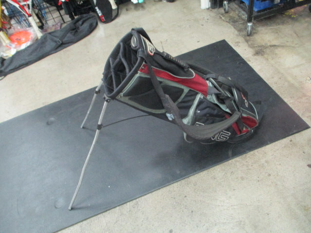 Load image into Gallery viewer, Used Ping Hoofer C-1 Golf Stand Bag - Legs Are Bent
