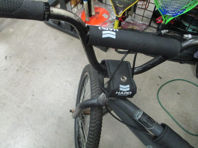 Load image into Gallery viewer, Used Haro F3 20&quot; BMX Bicycle
