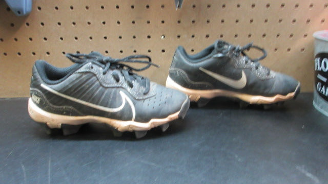 Load image into Gallery viewer, Used Nike Men's Alpha Huarache 4 Keystone Baseball Cleats - Size Youth 1
