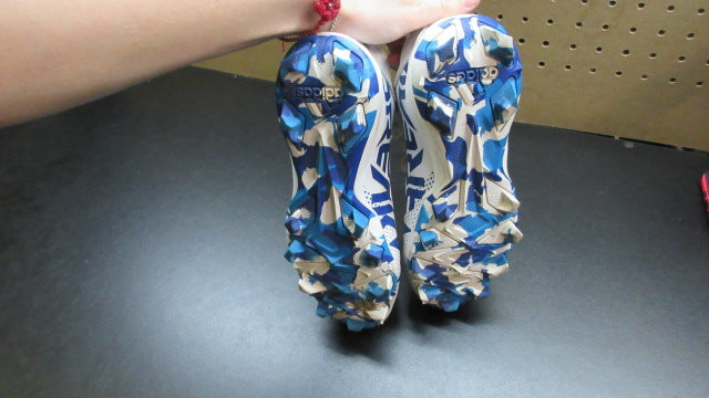 Load image into Gallery viewer, Used Adidas Freak Mid Football Cleats - Size 4
