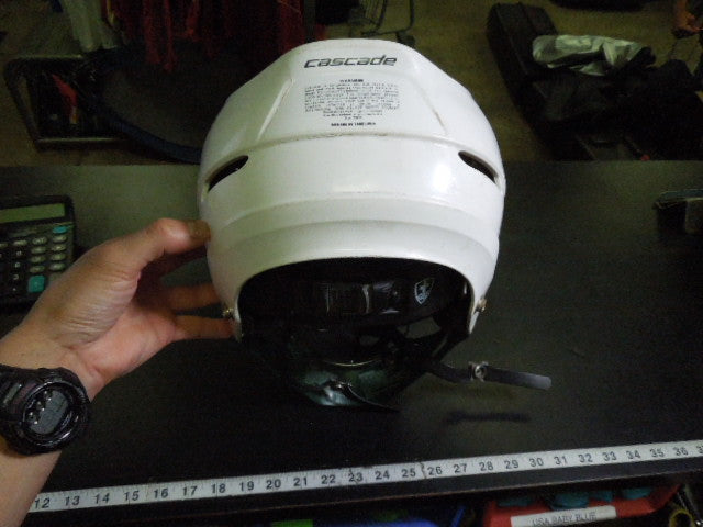 Load image into Gallery viewer, Used Cascade CPXR Lacrosse Helmet With SPR Fit Sizing System in Green on White
