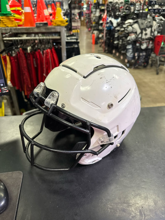 Used Schutt F7 VTD Collegiate Football Helmet Size Large Szn of Play 2024