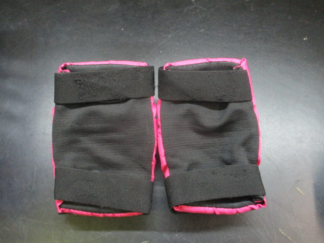 Load image into Gallery viewer, Used JBM Skating Knee Pads- Size Small
