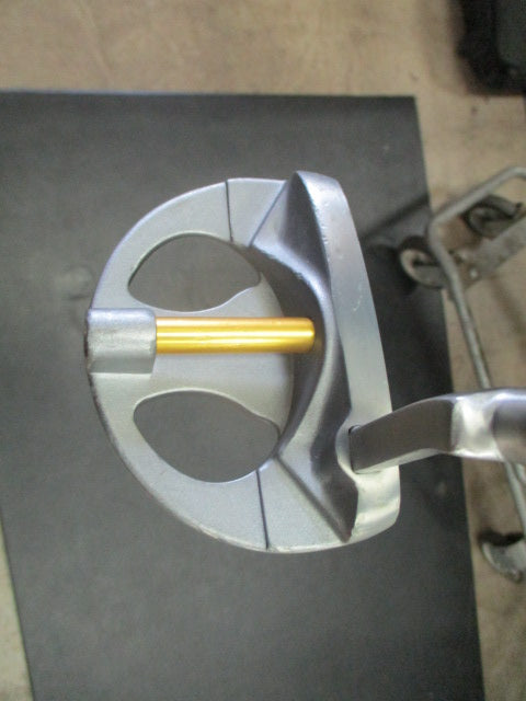 Load image into Gallery viewer, Used Wilson Tour Control II 34&quot; Putter - LH
