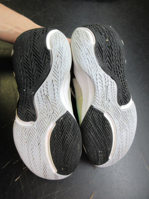 Load image into Gallery viewer, Used Nike Giannis Immortality 2 Basketball Shoes - Size Youth 5
