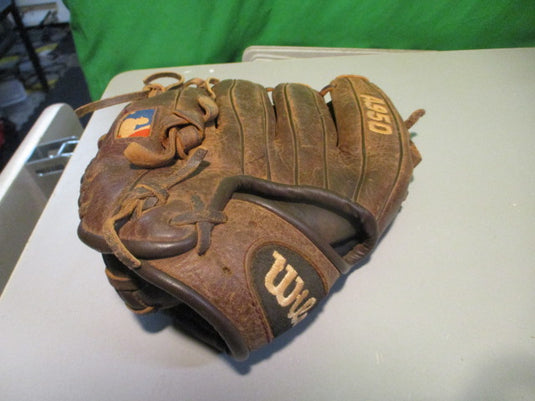 Used Wilson A950 11.5