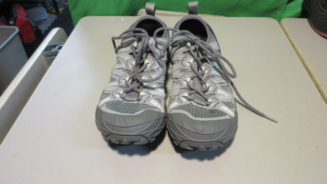 Load image into Gallery viewer, Used Merrell Womens Outdoor Hiking/ Water Shoes Size 6 - Grey
