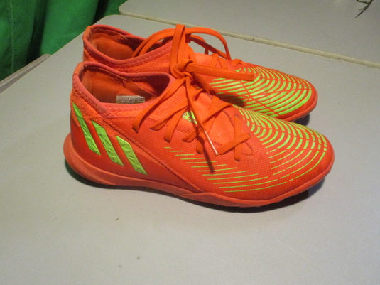 Used Adidas Predator Size 3 Indoor Soccer Cleats - Wear On Back