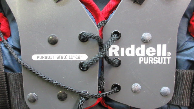 Load image into Gallery viewer, Used Riddell Pursuit 11&quot;-12&quot; Youth Small Football Shoulder Pads

