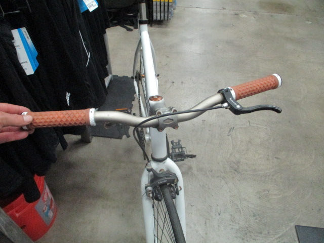 Load image into Gallery viewer, Used Retrospec 1 Speed Fixie Bike
