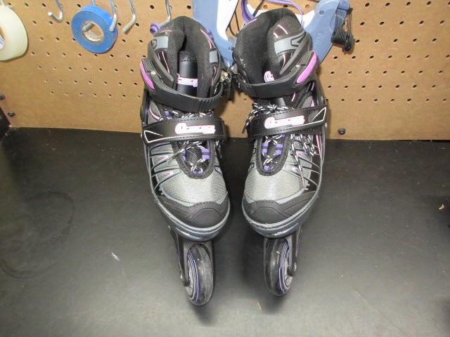 Load image into Gallery viewer, Used Chicago Adjustable Inline Skates - Size 1-4

