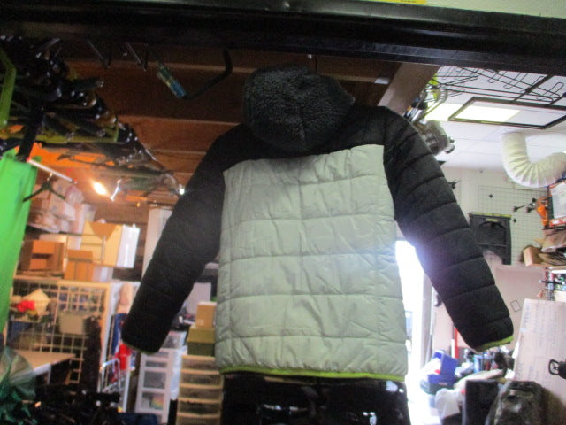 Load image into Gallery viewer, Used Eddie Bauer Youth Reversible Winter Jacket
