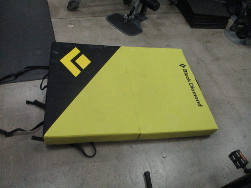 Used Black Diamond Rock Climbing Crash Pad Backpack
