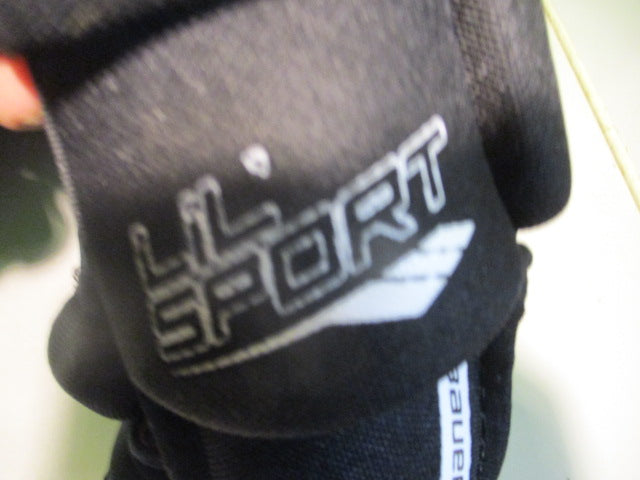 Load image into Gallery viewer, Used Bauer Lil' Sport Size 10" Junior Hockey Gloves
