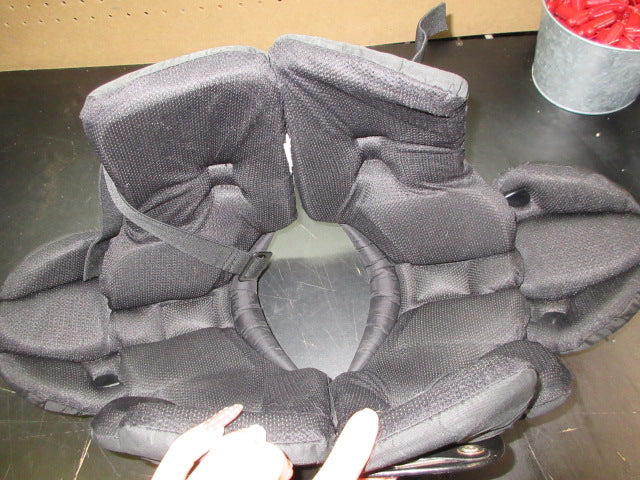 Load image into Gallery viewer, Used Champro Gauntlet 1 Football Shoulder Pads - Size Youth Medium 80-110 lb
