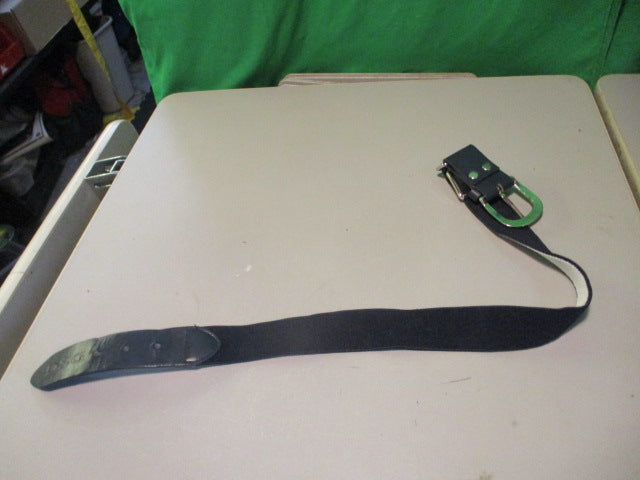 Load image into Gallery viewer, Used DSG Dark Blue Youth Baseball Belt
