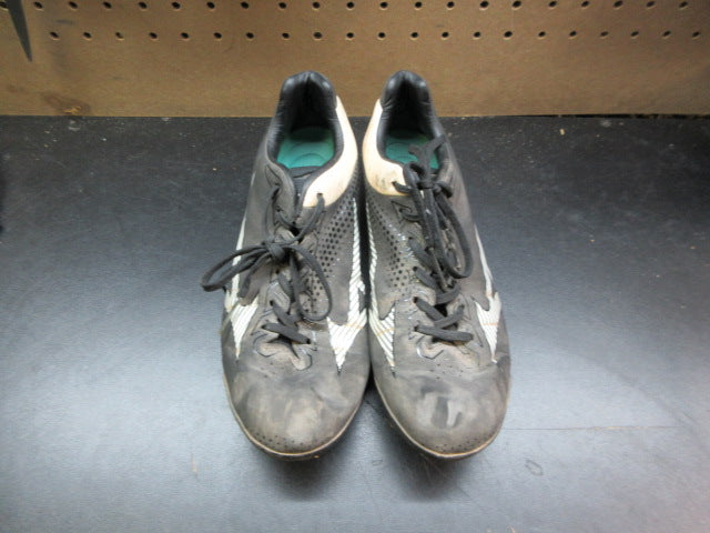 Load image into Gallery viewer, Used Mizuno Finch Lightrevo TPU Softball Cleats - Size 7.5
