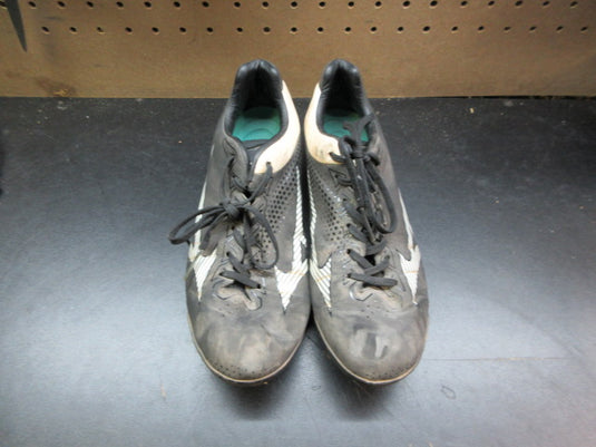 Used Mizuno Finch Lightrevo TPU Softball Cleats - Size 7.5