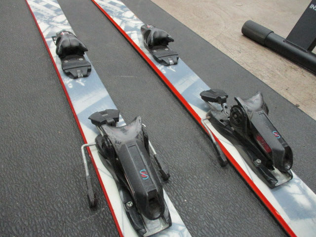 Load image into Gallery viewer, Used K2 178cm Skis W/ Scratch 120 Bindings
