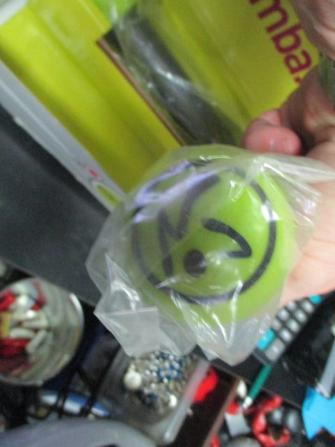 Load image into Gallery viewer, Zumba Fitness Join The Party Rattle Dumbell Set With DVD Set
