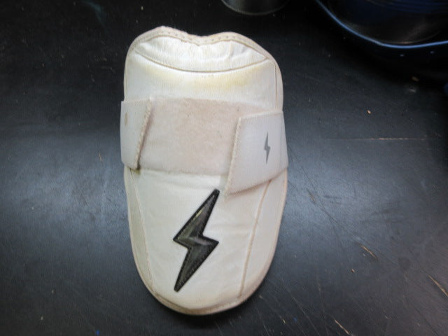 Load image into Gallery viewer, Used Bruce Bolt Elbow Guard - Size Adult
