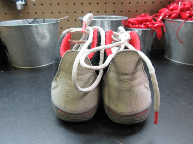Load image into Gallery viewer, Used Kids' RUDIS Courage Wrestling Shoes - Size 5
