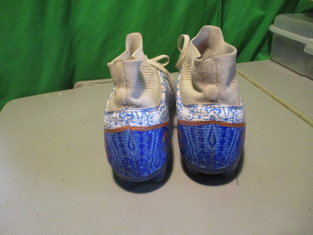 Load image into Gallery viewer, Used Nike Cleats Youth Size 6
