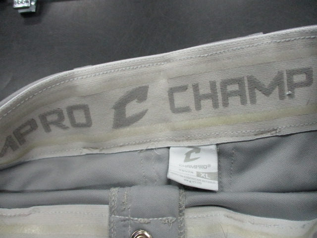 Load image into Gallery viewer, Used Champro Knicker Youth XL Baseball Pants
