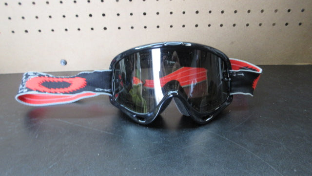 Load image into Gallery viewer, Used Oakley Motorcross Goggles
