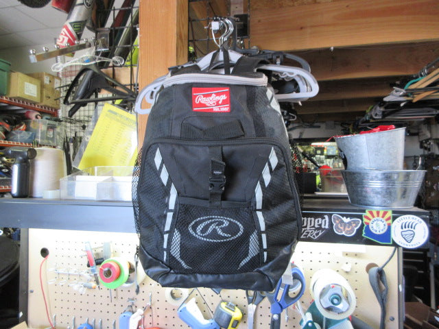 Load image into Gallery viewer, Used Rawlings R400 Baseball Backpack
