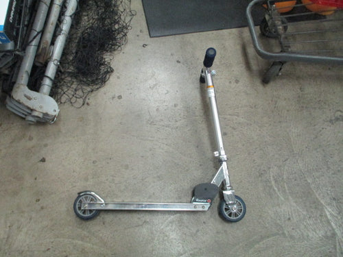 Used Razor Kids Folding Scooter