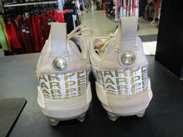 Load image into Gallery viewer, Used Under Armour Harper 7 Size 12.5 Metal Cleats
