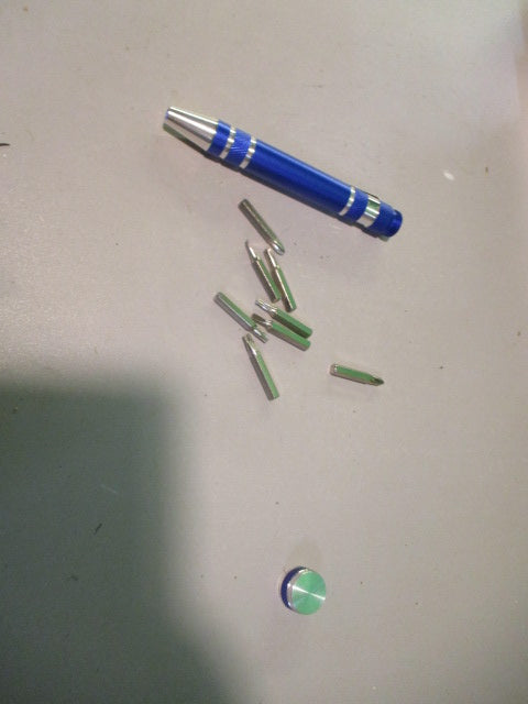 Load image into Gallery viewer, Used 8 in 1 Hand Mini Pen Screwdriver

